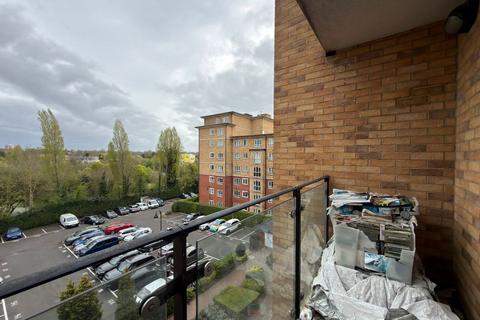 2 bedroom flat for sale, 88 Glebelands Close, Barnet, London, N12 0AL