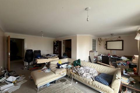 2 bedroom flat for sale, 88 Glebelands Close, Barnet, London, N12 0AL