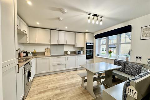 2 bedroom detached house for sale, Turners Gate, Darton, Barnsley, S75 6PU