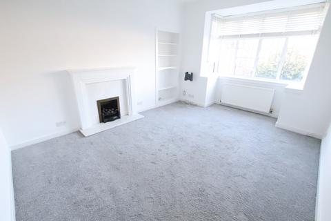 3 bedroom semi-detached bungalow to rent, Roman Drive, Glasgow, G61