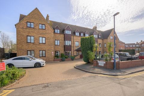 1 bedroom flat for sale, Willoughby Road, Boston, PE21