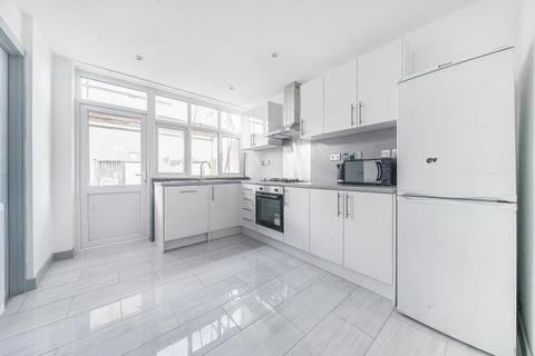 6 bedroom semi-detached house for sale, Broomfield, London, E17