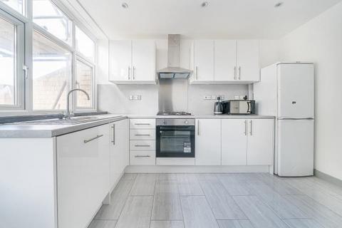 6 bedroom semi-detached house for sale, Broomfield, London, E17