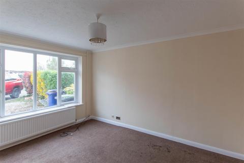 3 bedroom terraced house to rent, Elmhurst Close, Haverhill CB9