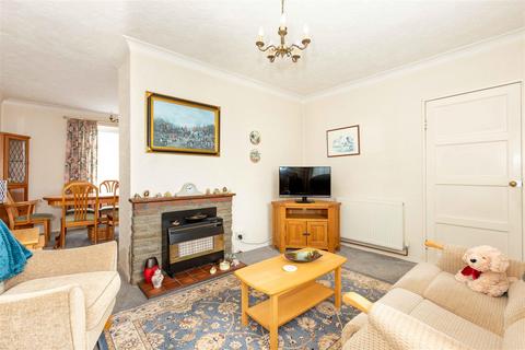 3 bedroom terraced house for sale, May Close, Goring-By-Sea