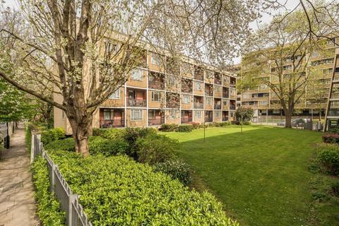 Priory Green Estate, London N1
