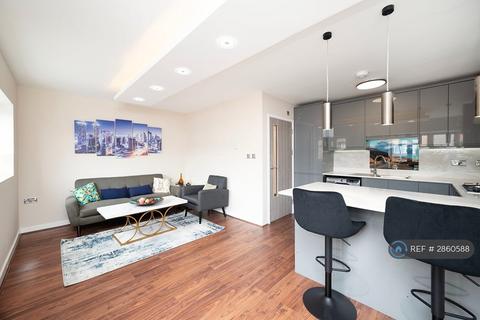 1 bedroom flat to rent, Green Lane, Dagenham, RM8