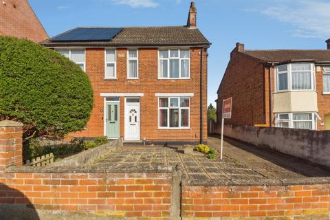 3 bedroom semi-detached house for sale, Alan Road, IPSWICH