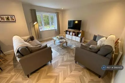 2 bedroom flat to rent – pohled 2