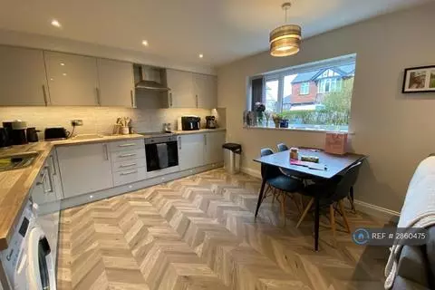 2 bedroom flat to rent – pohled 3