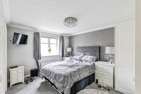 4 bedroom detached house for sale, Millennium Close, Kettering