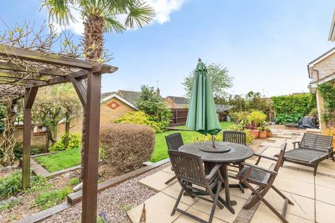 4 bedroom detached house for sale, Millennium Close, Kettering