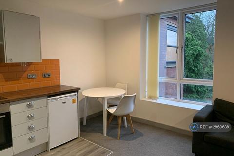 2 bedroom flat to rent, Bed Springfield House, Barnsley, S70