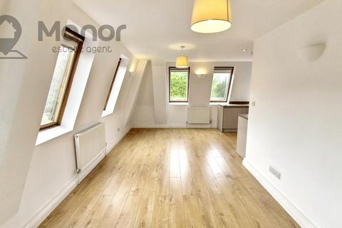 2 bedroom flat to rent, Craven Gate, Lorne Road, Brentwood, CM14 5HH