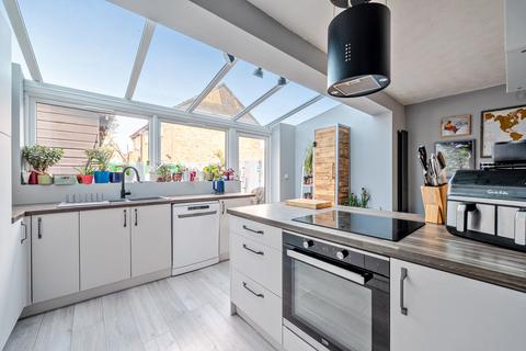 3 bedroom semi-detached house for sale, Munkle Marsh, Thatcham RG19