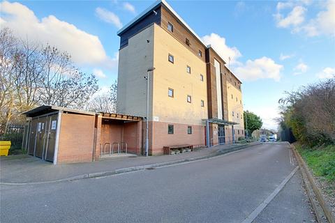 Teal Close, Enfield, EN3
