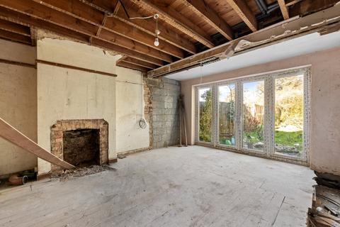 undefined, Hamilton Close, Epsom KT19