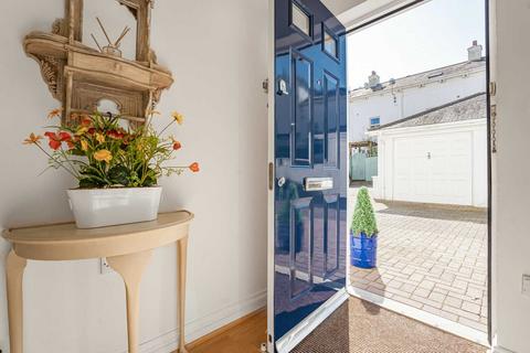 2 bedroom coach house for sale, Meadfoot Sea Road, Torquay TQ1