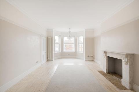1 bedroom flat for sale, Cannon Place, London NW3