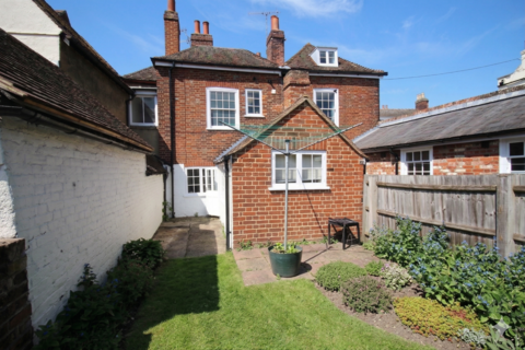 4 bedroom end of terrace house to rent, Canterbury, CT1