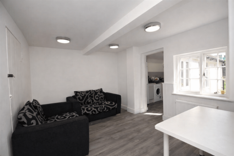 4 bedroom end of terrace house to rent, Canterbury, CT1