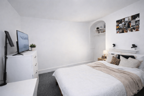 4 bedroom end of terrace house to rent, Canterbury, CT1