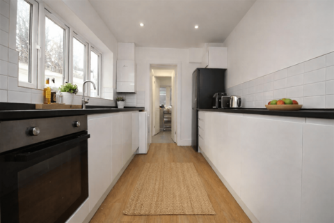 4 bedroom terraced house to rent, Canterbury, CT1