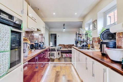 2 bedroom semi-detached house for sale, Worplesdon Road, Guildford, GU2