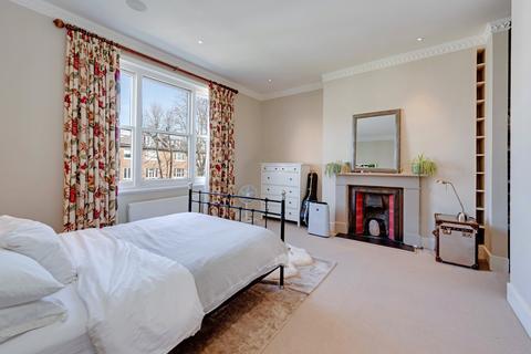 2 bedroom apartment for sale, Lambolle Road, Belsize Park, NW3