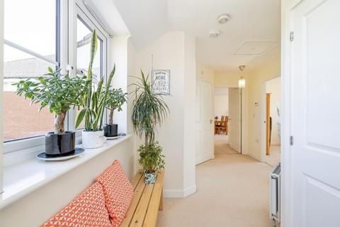 2 bedroom apartment for sale, Baxter Road, Watford