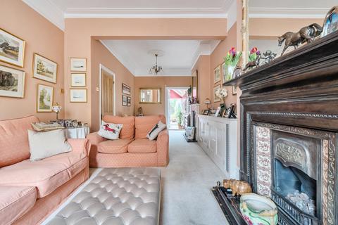 4 bedroom terraced house for sale, Shinfield Street, Shepherds Bush, London, W12