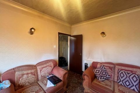 3 bedroom semi-detached house for sale, 128 Birmingham New Road, Wolverhampton, WV4 6NY