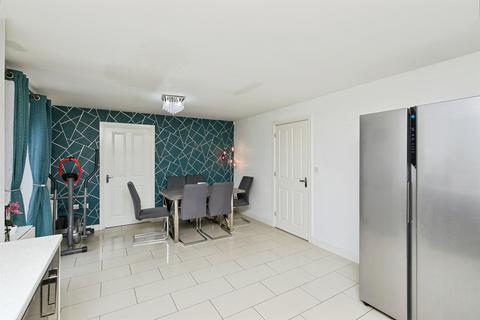 4 bedroom detached house for sale, Bridgewater Road, BURTON-ON-TRENT