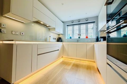 3 bedroom terraced house for sale, Riverbank, Hemel Hempstead, HP1