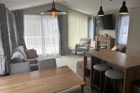 2 bedroom holiday lodge for sale, Porth, Newquay TR8