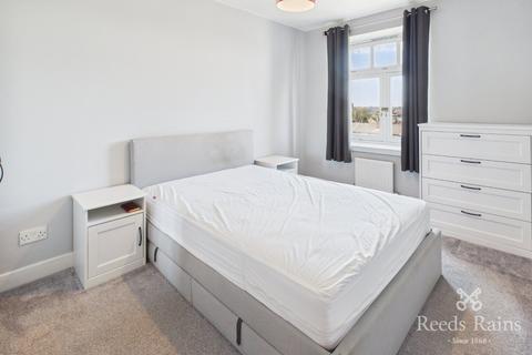 2 bedroom apartment to rent, Union Road, Cheshire SK11