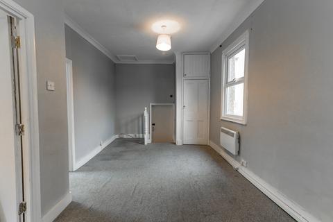 1 bedroom flat to rent, Parrock Street, Gravesend DA12