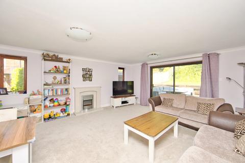 4 bedroom detached house for sale, Monastery Avenue, Dover, Kent, CT16