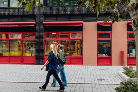 3 bedroom flat for sale, Kantha Quarter - Oxbow, 1 New Village Avenue, London, E14 0ND