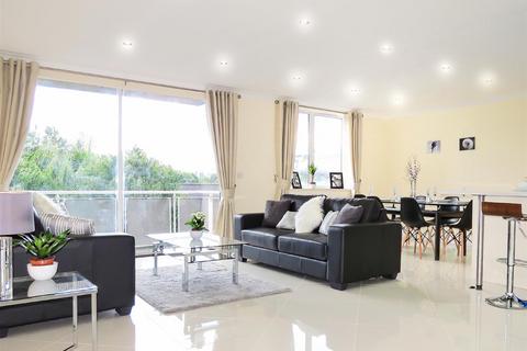 Regent Court, North Bank, St Johns Wood