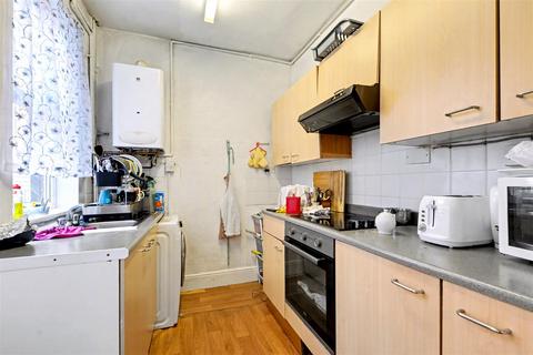 2 bedroom terraced house for sale, Charlesworth Avenue, Nottingham
