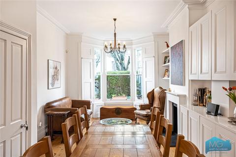 4 bedroom terraced house for sale, Bryantwood Road, London, N7