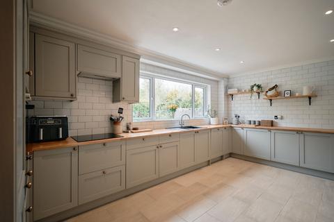 4 bedroom detached house for sale, La Rue du Boulivot, Jersey JE3