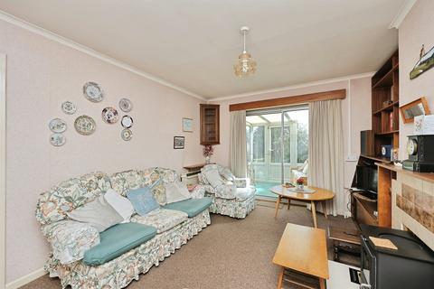 2 bedroom semi-detached bungalow for sale, Thompson Road, NORWICH