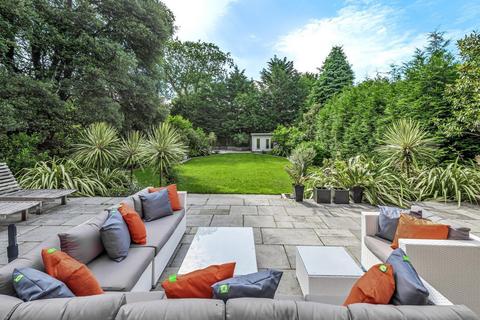 5 bedroom detached house for sale, Broom Way, Weybridge, KT13