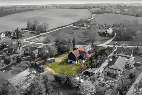 6 bedroom barn conversion for sale, Alton Green, Lower Holbrook, Suffolk