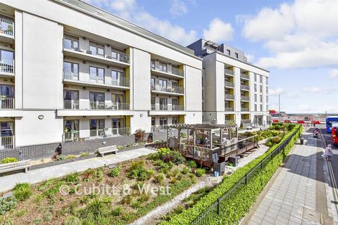 2 bedroom flat for sale, Tudor Rose Court, Southsea PO4