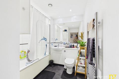 1 bedroom flat for sale, Essence Apartments, Wealdstone
