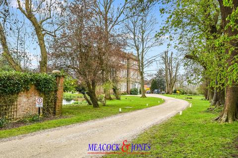 undefined, Coxtie Green Road, Pilgrims Hatch, Brentwood