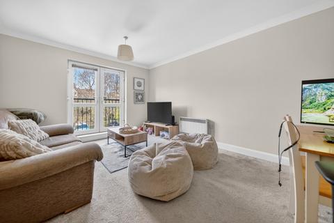 2 bedroom flat for sale, Farsley Beck Mews, Leeds, West Yorkshire, LS13